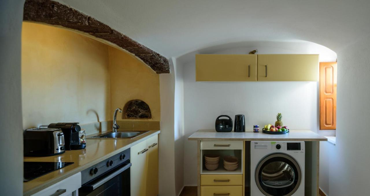 Diva Santorini Luxury Villa Pyrgos Kallistis ภายนอก รูปภาพ