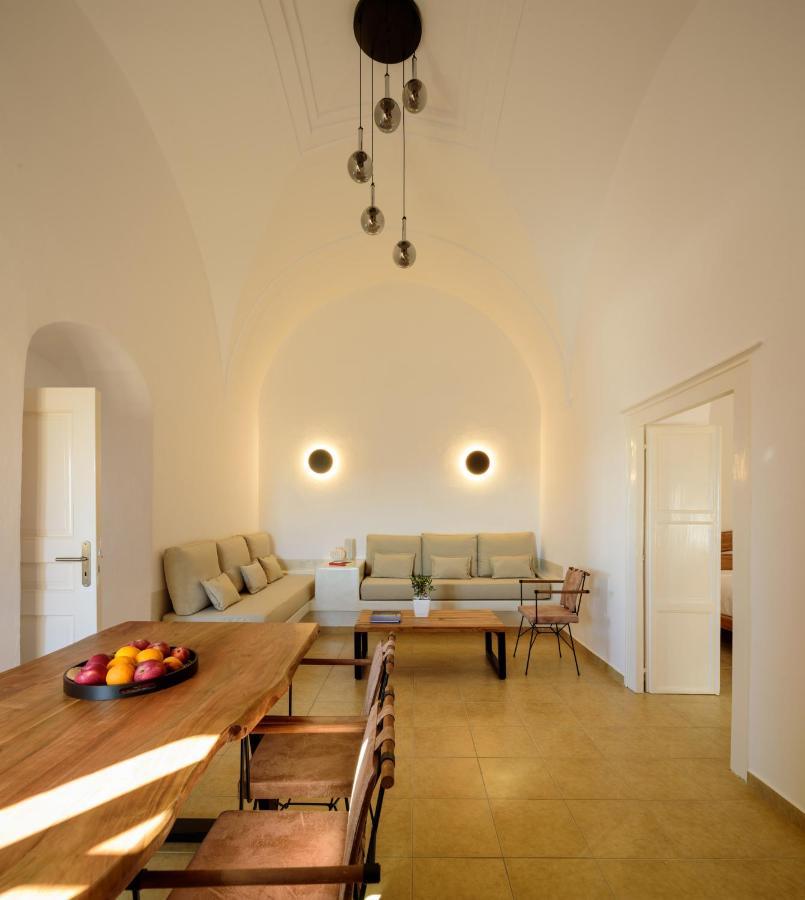 Diva Santorini Luxury Villa Pyrgos Kallistis ภายนอก รูปภาพ